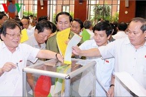 Bầu Chủ tịch nước, Thủ tướng, Chủ tịch Quốc hội vào tháng 4