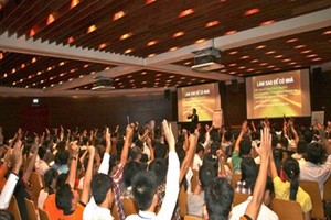 Đa cấp thu hút mọi đối tượng tham gia. Ảnh: minh họa.