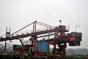 Một phần công trường tan hoang của dự án nghìn tỷ (ảnh: VNN)