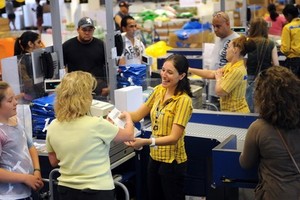 Người tiêu dùng Mỹ ngày càng ít đến các trung tâm thương mại lớn để mua sắm 