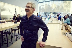 CEO Apple - Tim Cook đang tiếp cận Trung Quốc để chuẩn bị cho dịch vụ mới. Ảnh: Mindlessmag