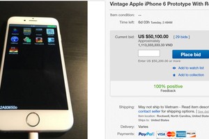Mẫu iPhone 6 thử nghiệm với cổng kết nối màu đỏ được rao bán trên eBay.