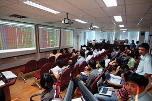 Hủy bỏ, bãi bỏ 18 thủ tục hành chính: Chứng khoán sẽ “chuyển mình” trong nửa cuối năm 2016