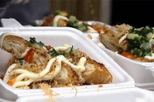 Sài Gòn nở rộ kinh doanh món ăn từ muối ớt