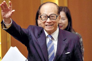 Ông Lý Gia Thànhhiện có tổng tài sản 28,8 tỷ USD. Ảnh: Nextshark