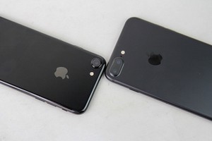 7 smartphone đáng chú ý bán ra trong tháng 10