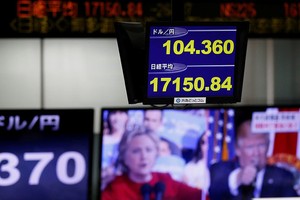 Chứng khoán châu Á phản ứng nhanh và thái quá trước cuộc bầu cử Tổng thống Mỹ