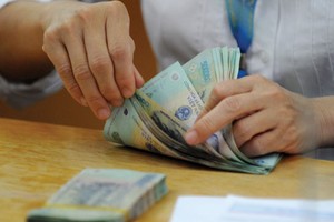 Từ 1/7/2017, tăng lương cơ sở lên 1,3 triệu đồng/tháng