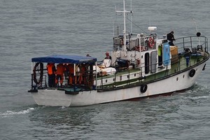 Chiếc tàu tham gia nhiệm vụ tìm kiếm thi thể các nạn nhân. Ảnh: Sputnik