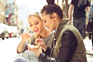 7 hành động đơn giản có thể khiến du khách đi tù ở nước ngoài