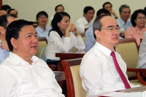 Phát biểu khi rời cương vị Bí thư Thành ủy TP.HCM, ông Đinh La Thăng nhận lỗi về các sai phạm