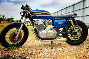 Honda CB750K8 1978 độ brat style.