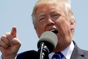 Ông Trump: 'Không chính trị gia nào bị đối xử bất công hơn tôi'