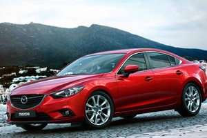Mẫu xe Mazda6 trong diện triệu hồi, Mazda cũng bán chính hãng tại Việt Nam.