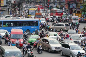 Tắc đường và thiếu chỗ đầu là hailý do chính khiến người có ôtô có ý định bán xe.