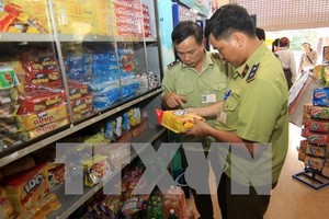 Tổng cục Thuế yêu cầu báo cáo việc quản lý với hàng hóa xách tay