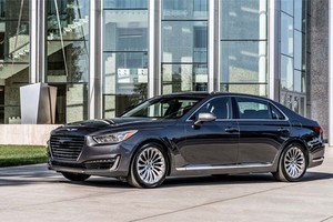 Genesis G90 - mẫu sedan hạng sang hiện được bán ra tại các đại lý của Hyundai.