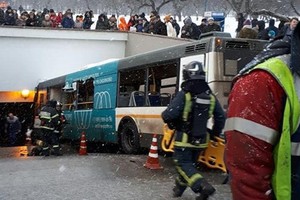 Lao xe vào hầm đi bộ tại Moscow, 5 người thiệt mạng