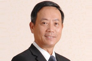 Ông Trần Văn Dũng, Chủ tịch UBCK