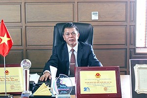 Ông Hồ Minh Quang hiện đang là Chủ tịch HĐQT Công ty cổ phần Thép Nam Kim