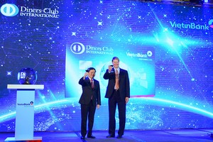 Ra mắt Thẻ tín dụng quốc tế doanh nghiệp VietinBank Diners Club.