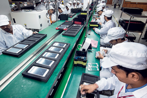 Lượng smartphone làm ra trong quý đầu 2019 có mức giảm mạnh nhất kể từ 2013 đến nay. Ảnh:liveindex