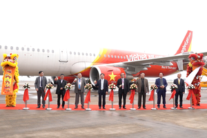 Vietjet khai trương đường bay TP.HCM - Vân Đồn