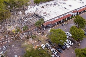 Nổ trung tâm thương mại ở Mỹ, 21 người bị thương