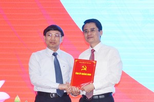 Điều động, bổ nhiệm nhân sự 5 địa phương