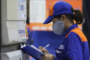 Giá xăng, dầu đồng loạt giảm sâu