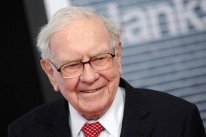 5 lý do Warren Buffett vẫn tự tin với khoản đầu tư trị giá 158 tỷ USD vào Apple