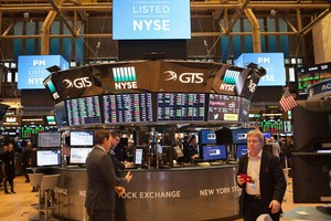 Giao dịch chứng khoán khối ngoại ngày 9/5: Đẩy mạnh bán ròng, gần gấp 20 lần so với phiên trước