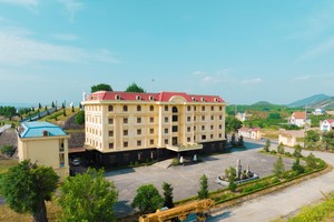 Chỉ trong 3 phiên giao dịch, các lãnh đạo Hợp Nhất (AAH) đã bán ra 9 triệu cổ phiếu