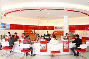 HDBank: Một Phó tổng giám đốc hoàn tất mua 160.000 cổ phiếu HDB