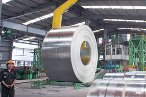 Trước khó khăn từ thị trường, Tập đoàn Hòa Phát đặt mục tiêu lợi nhuận sau thuế thấp hơn 5% so với năm ngoái.