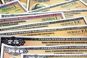 Ngân hàng Mỹ đối mặt với nguy cơ vỡ trận khi 1.000 tỷ USD trái phiếu mới được phát hành