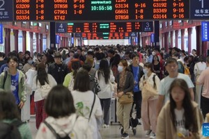 Dự kiến có 190 triệu hành khách đi trên đường sắt Trung Quốc trong kỳ nghỉ Tuần lễ vàng năm 2023. Ảnh: Tân Hoa xã