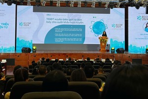 Bà Lê Hoàng Oanh, Cục trưởng Cục Thương mại điện tử và Kinh tế số (Bộ Công Thương) tại sự kiện.