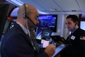 Khối ngoại bán ròng gần 100 tỷ đồng trong phiên cuối tuần 24/11