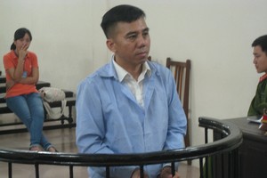 Siêu lừa bị “sập bẫy” khi “chạy án” cho ông chủ Học làm giàu