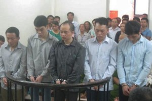 Các bị cáo tại tòa