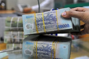 Dàn lãnh đạo Quỹ tín dụng nhân dân Phùng Xá (Mỹ Đức, Hà Nội) hầu tòa