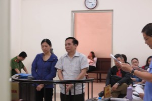 Các bị cáo tại tòa.