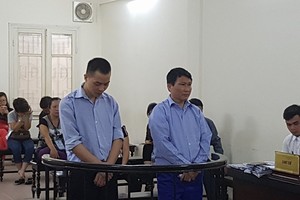 Các bị cáo tại tòa.