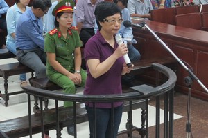 Bị cáo Nga tại tòa ngày 2/10.