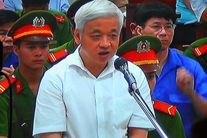 Bầu Kiên tại phiên tòa năm 2014.