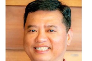 Truy nã nguyên Trưởng phòng kinh doanh DongABank