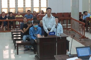 Các bị cáo tại tòa.