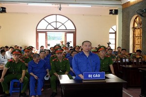 Vụ bồi thường thừa ở Sơn La: 2 cựu phó giám đốc sở lĩnh án tù