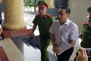Phan Văn Anh Vũ tại Tòa